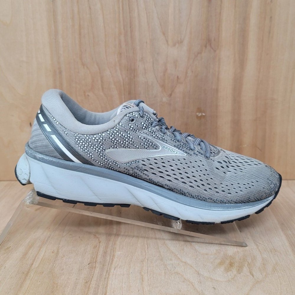 Brooks Women's Gray Mesh Athletic Running Sneakers - Picture 11 of 11